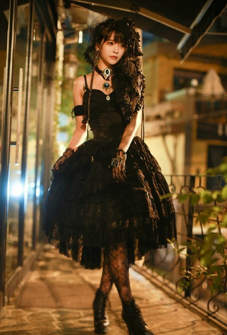 韩国美女yurisa_chan完美诠释洛丽塔风格 网上