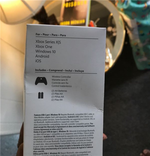 疑似Xbox Series S主机照片曝光 售价299美元无光驱