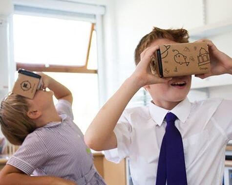 谷歌CEO：将为英国100万学校儿童提供VR设备