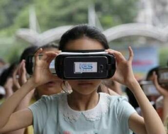 VR+教育新星在崛起 中国教育VR软件技术发展