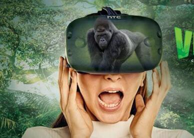 人兽互动 迪拜人竟然这样玩VR