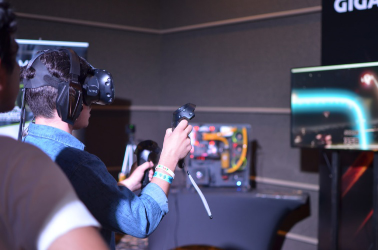 Furion让手机也能拥有匹敌PC的VR计算能力