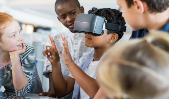 73%的学生认为AR和VR技术对他们学习有价值