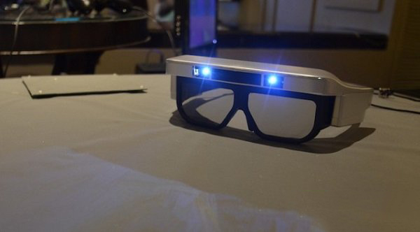 AR眼镜Tilt Five登陆Kickstarter平台专注于桌面游戏应用