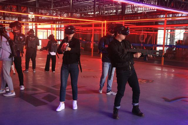 电竞融合VR 「电鲸科技」想用大场地提升用户游戏体验
