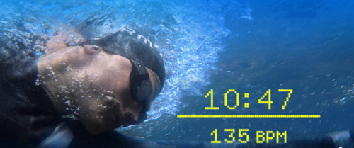 FORM AR泳镜升级固件，可进行针对性的游泳训练