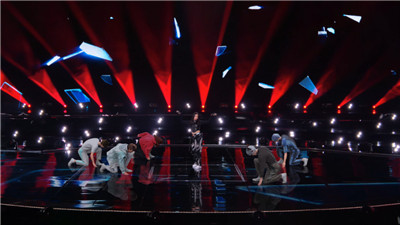 无限王者团完成首个CG级AR舞台，虚拟演唱会还有多少种可能性？