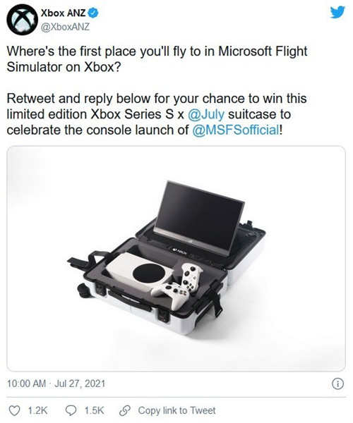 微软为庆祝《飞行模拟》登陆主机送手提箱
